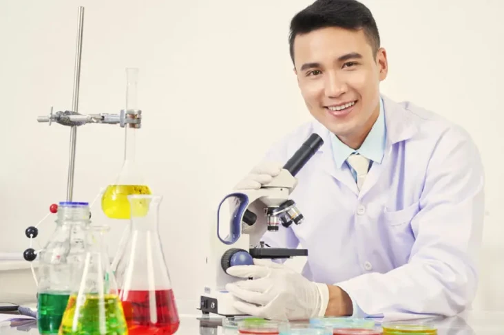 11 Universitas Negeri...