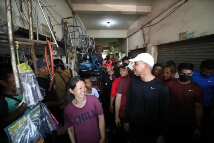 Ganjar Temui Pedagang...
