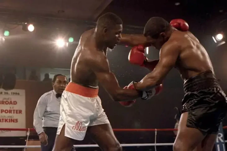 Bukan Evander Holyfield...