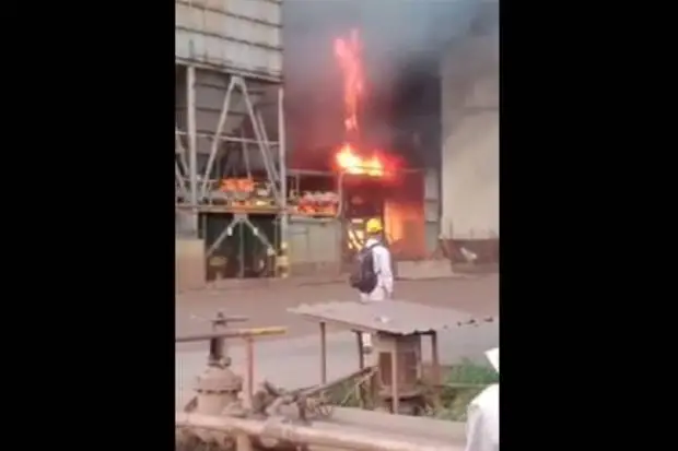 18 Korban Tewas Ledakan...