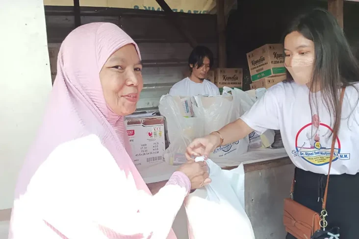 Perindo Gelar Cek Kesehatan...