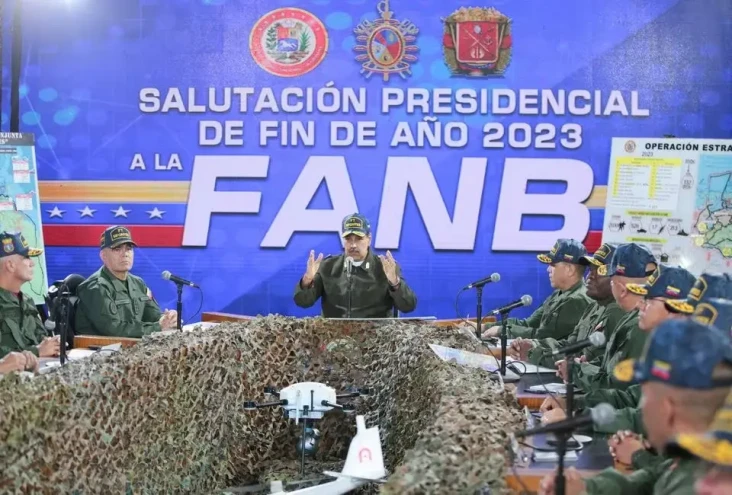 Pemimpin Venezuela Perintahkan...