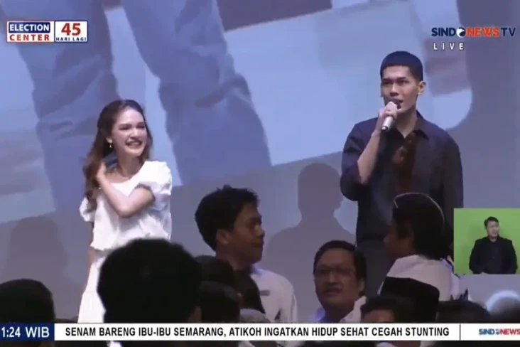 Bawakan Lagu Bendera,...