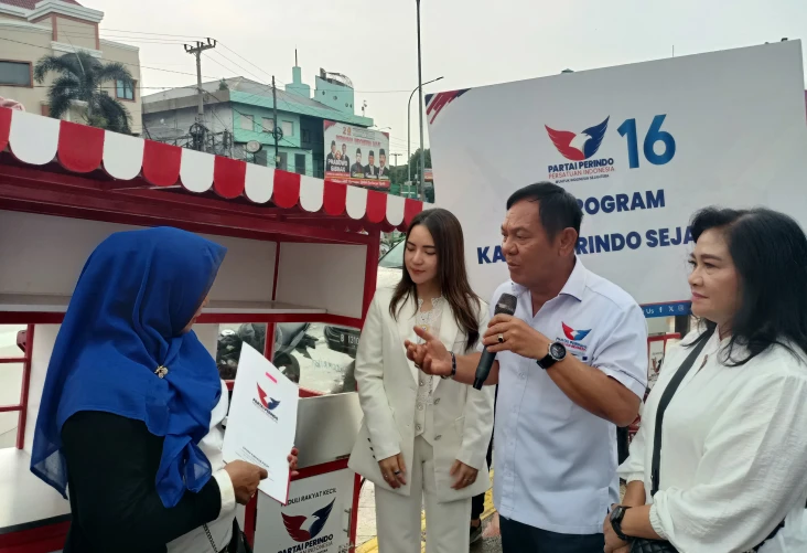 Terima Bantuan Gerobak...