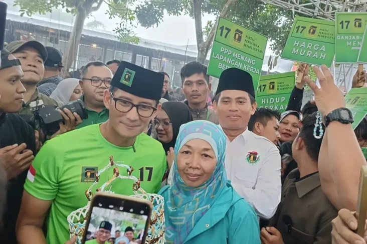 Sandiaga Uno Minta Warga...