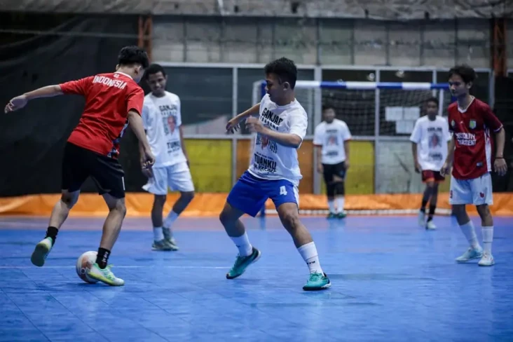 Gelar Fun Futsal, Relawan...