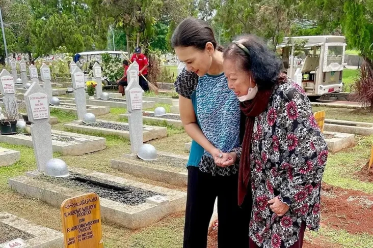 Tutup 2023, Ira Wibowo...