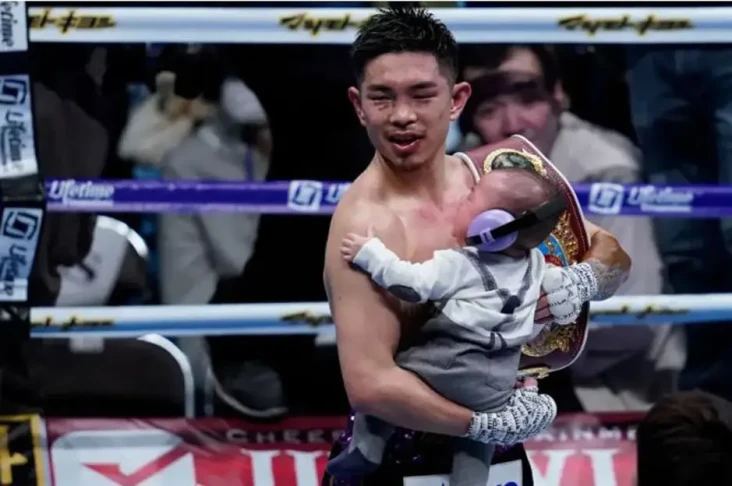Kazuto Ioka Menang KO,...