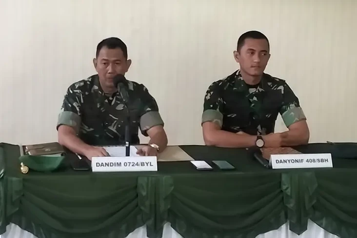 Aniaya Simpatisan Nomor...