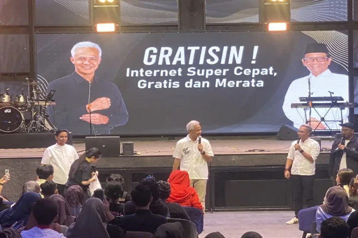 Launching GratisIN,...