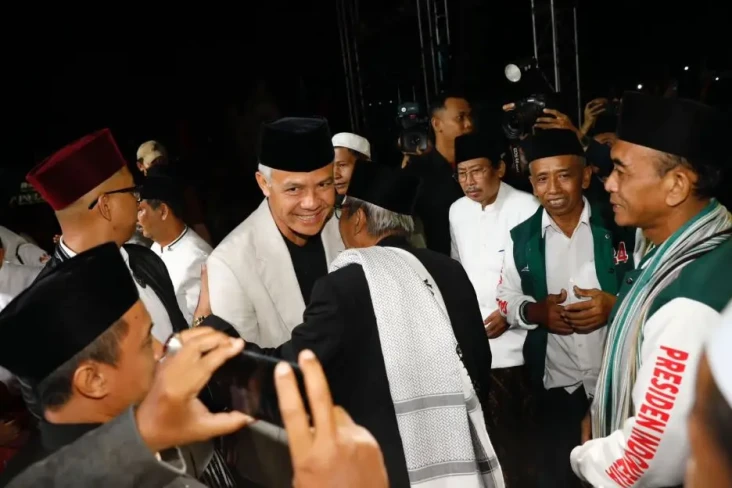 Tahun 2024, Ganjar Ajak...