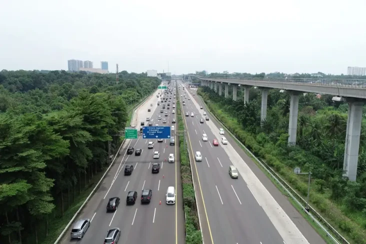 Siang Ini Tol Jagorawi...