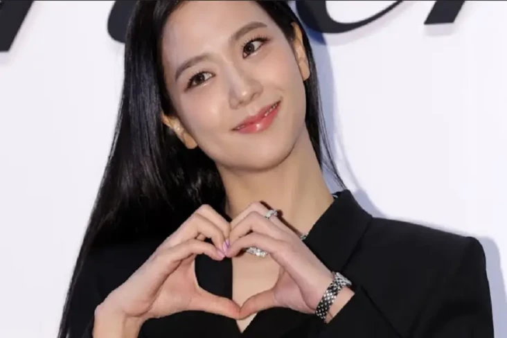 Jisoo BLACKPINK Pilih...