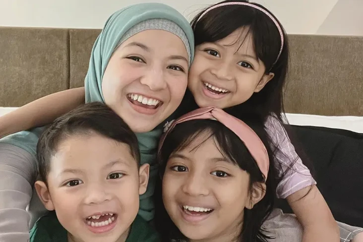 Natasha Rizky Hadapi...