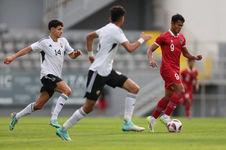 Timnas Indonesia Dicukur...