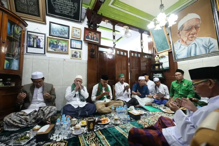 Sowan ke KH Abdullah...