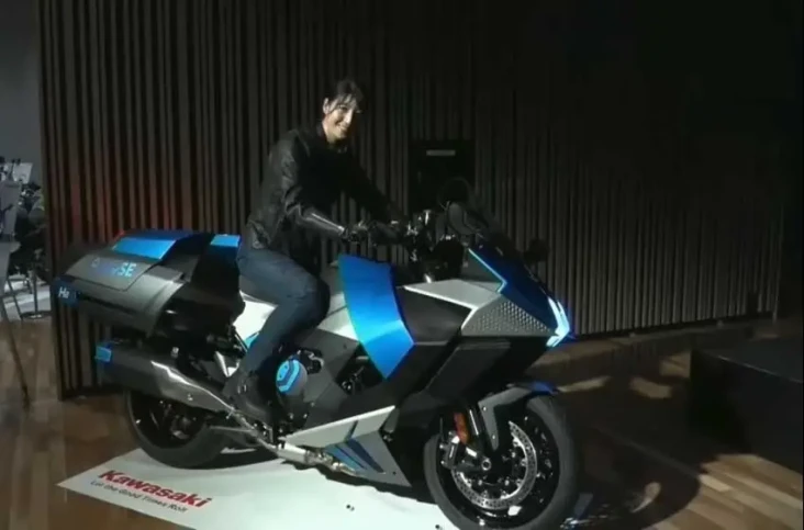 Kawasaki Hadirkan Ninja...