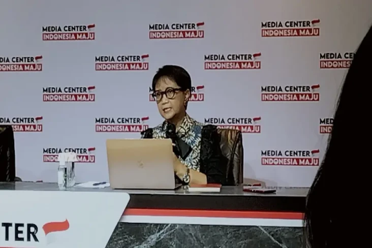 Menlu: Indonesia Akan...