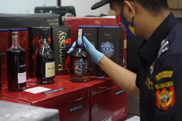 Tarif Cukai Minuman...