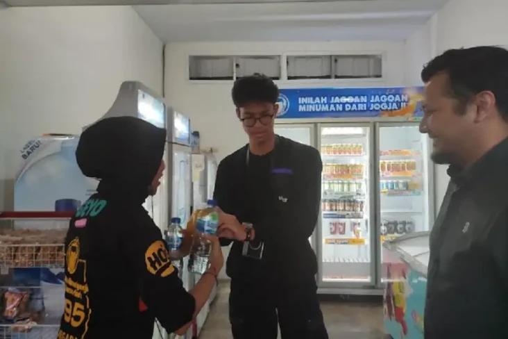 Alam Ganjar Bertemu...