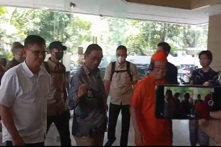 Mahfud MD Hadiri Syukuran...