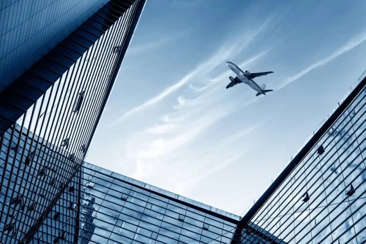 4 Travel Trades Internasional...