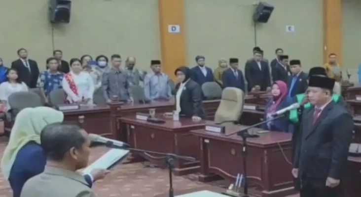 Ketua DPRD Nunukan Lantik...