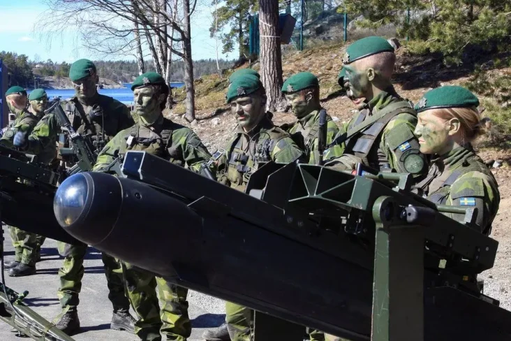 Kekuatan Militer Swedia,...