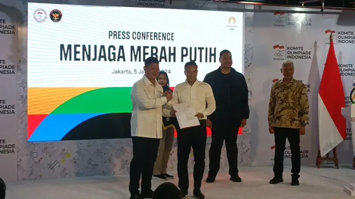 Anindya Bakrie Jadi...