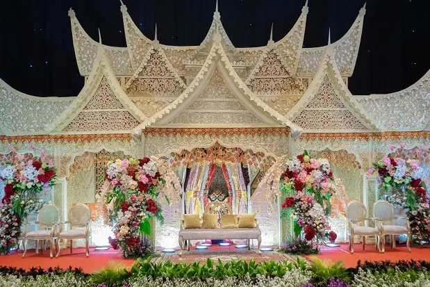 Aryanusa Ballroom, Venue...