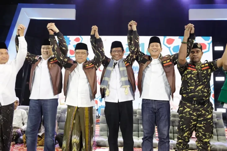Mantan Ketum PBNU Kiai...