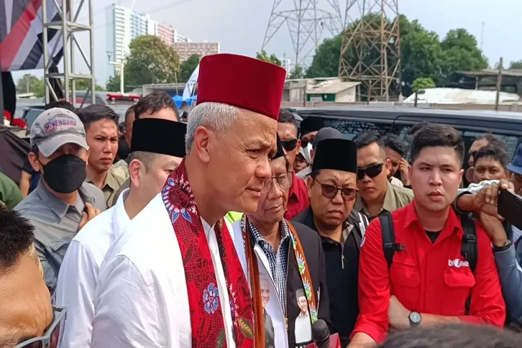 Jokowi Makan Bareng...