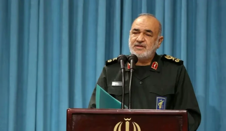 Iran Ancam Kapal Perang...