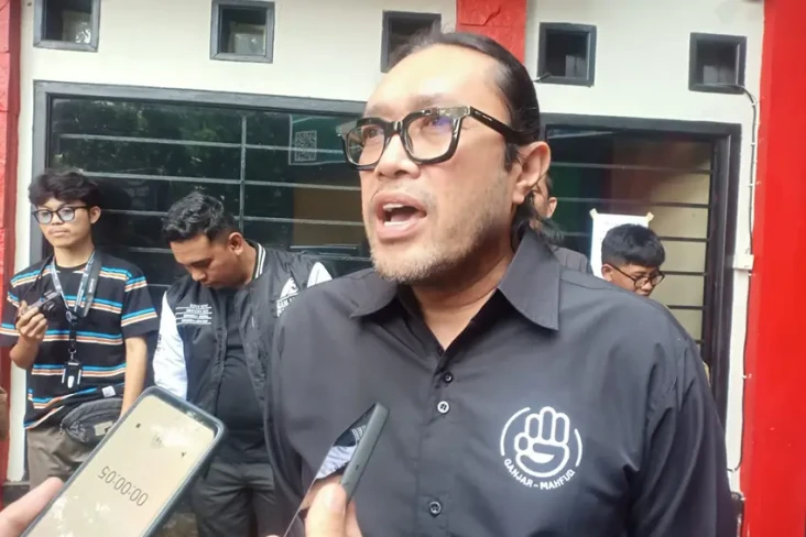 Gawat! Ribuan APK Ganjar-Mahfud...