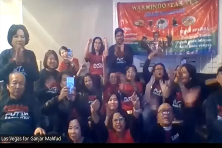 Di Hadapan Ganjar-Atikoh,...
