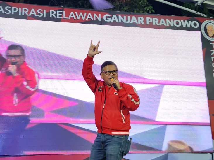 Hasto, Basarah, dan...