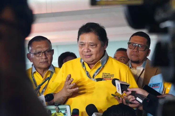 Bantah Anies, Airlangga...