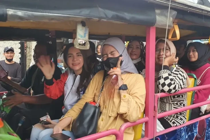 Caleg Perindo Rere Tati...