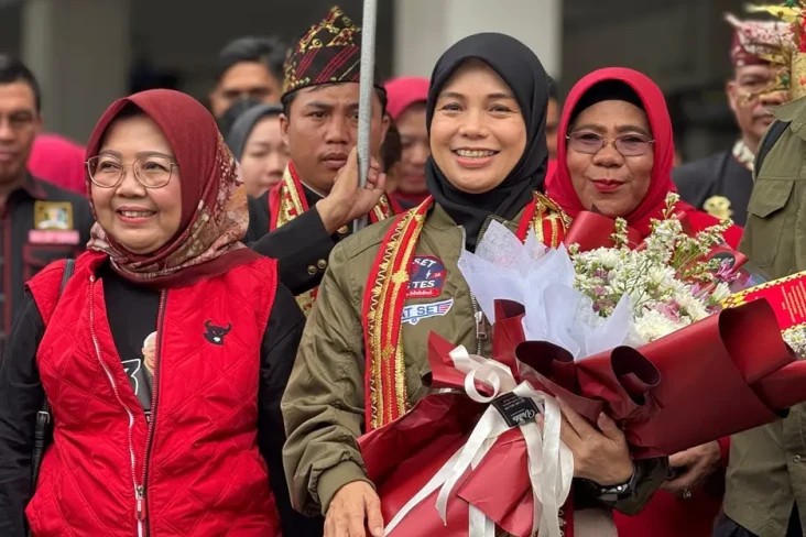 Kunjungi Lampung, Siti...
