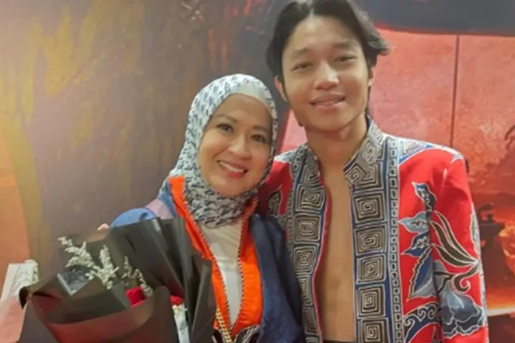Baru Resmi Cerai, Okie...