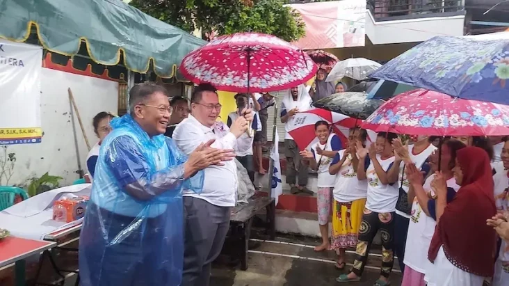 Hadiri Kampanye Caleg...