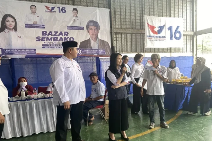 Caleg DPR RI Liliana...