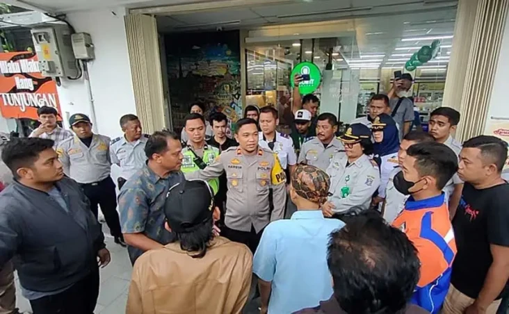 Parkir Sistem QRIS di...
