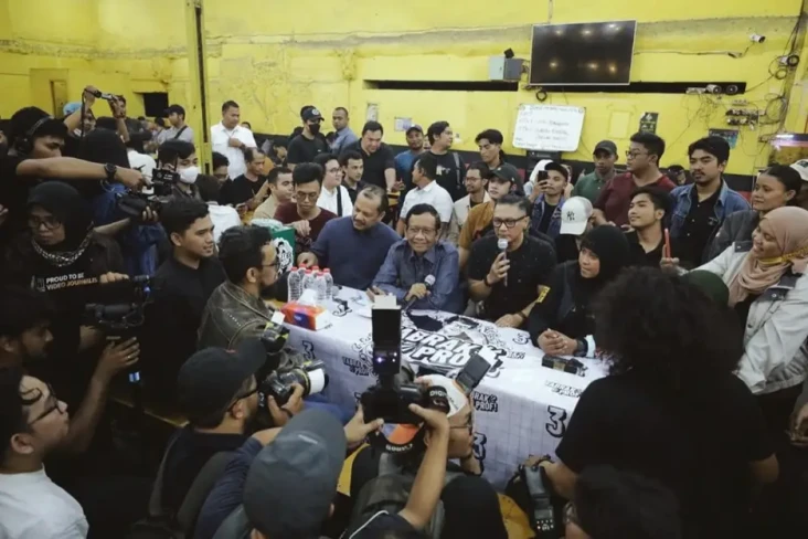 Ngopi Bareng di Warkop...
