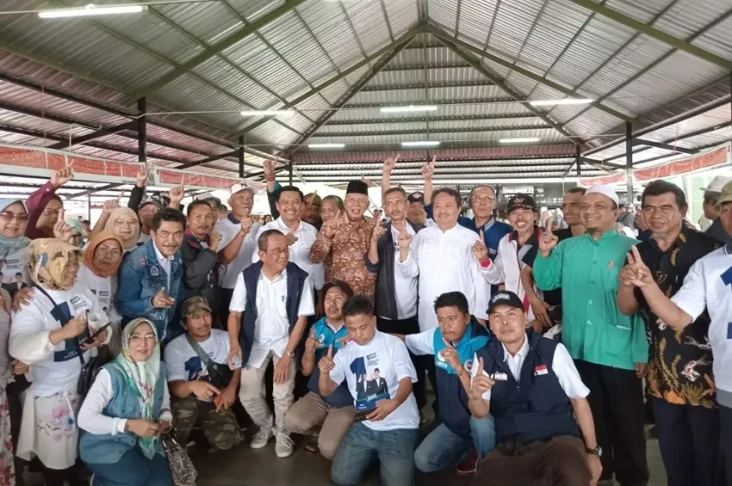 Timnas Amin Instruksikan...