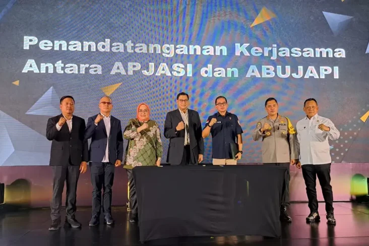 Fadil Imran Imbau Satpam-Kepolisian...
