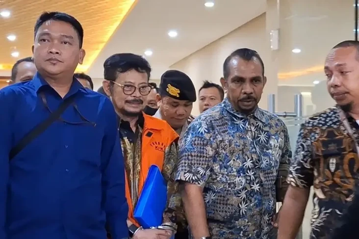 Hampir 12 Jam Diperiksa...