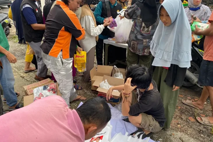 Bantu Masyarakat, Civitas...