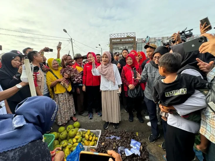 Blusukan di Pasar Tulang...