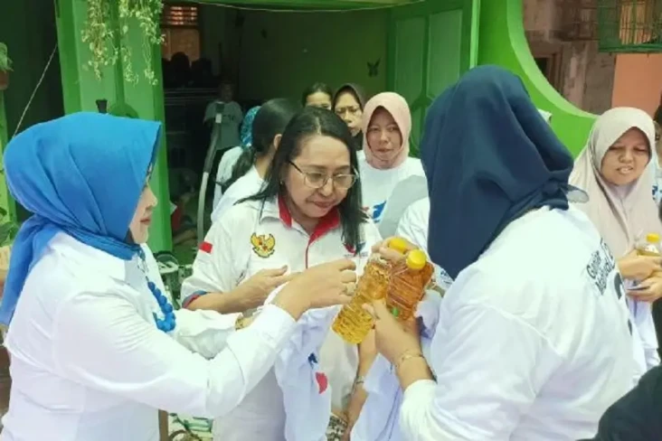 Caleg Perindo Jeannie...